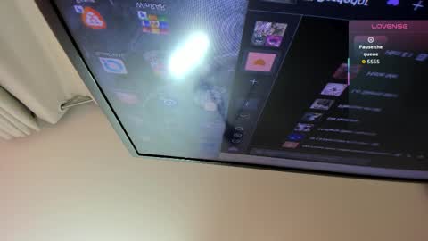   online show from 03-04-26, 02:17