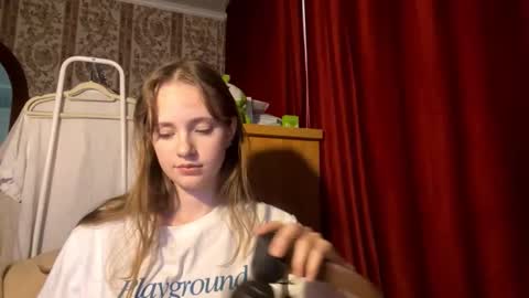 Kira online show from 10-02-25, 12:45