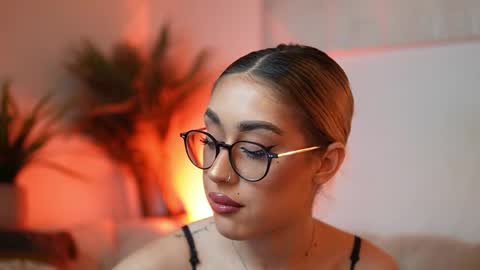  Aileen  online show from 03-18-26, 08:56