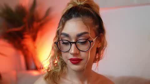  Aileen  online show from 03-20-26, 09:08