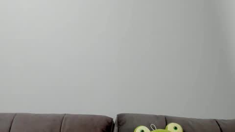 Snapshot of ailey_chao chatting on 09-18-25, 04:14 Ailey online show from 09-18-25, 04:14