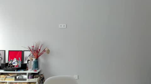 Snapshot of ailey_chao chatting on 10-18-25, 03:20 Ailey online show from 10-18-25, 03:20