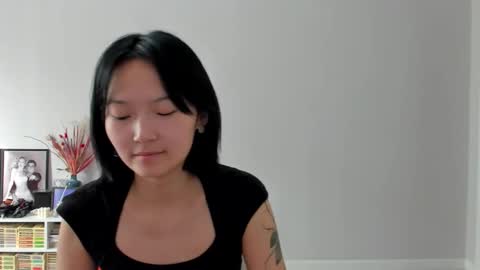 Snapshot of ailey_chao chatting on 03-17-26, 03:33 Ailey online show from 03-17-26, 03:33