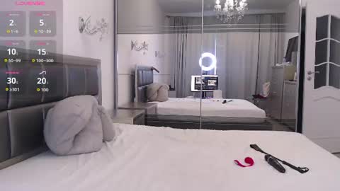 Ailinaioki online show from 06-17-26, 11:45