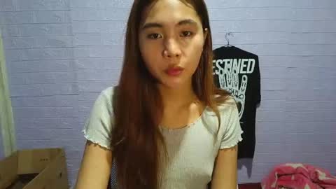Snapshot of aina_sen chatting on 06-27-26, 11:04 Aina sen online show from 06-27-26, 11:04
