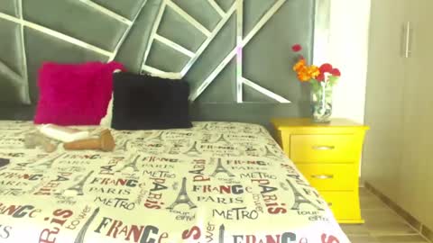 ainara online show from 01-28-25, 03:04