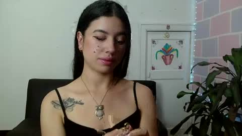 Snapshot of aine_ileana chatting on 06-16-26, 01:14 J online show from 06-16-26, 01:14