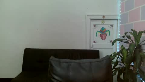 Snapshot of aine_ileana chatting on 07-05-26, 12:34 J online show from 07-05-26, 12:34