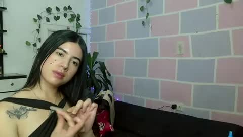 Snapshot of aine_ileana chatting on 07-24-26, 03:54 J online show from 07-24-26, 03:54