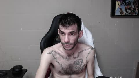 Snapshot of airbornx2n1 chatting on 01-07-25, 09:50 Leo Airborn Sir Daddy online show from 01-07-25, 09:50