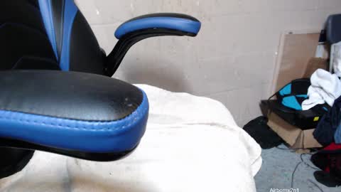 Snapshot of airbornx2n1 chatting on 03-10-25, 05:54 Leo Airborn Sir Daddy online show from 03-10-25, 05:54