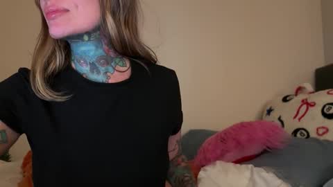 Snapshot of airgeadx chatting on 03-21-26, 11:19 Airgead online show from 03-21-26, 11:19