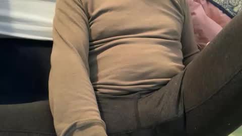 Snapshot of airier chatting on 02-26-26, 02:16 airier online show from 02-26-26, 02:16