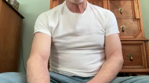 Snapshot of airier chatting on 03-01-26, 10:12 airier online show from 03-01-26, 10:12