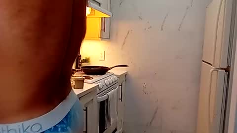 Mikea online show from 12-20-24, 02:05
