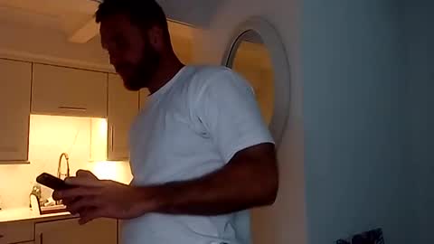 Mikea online show from 01-08-25, 04:44