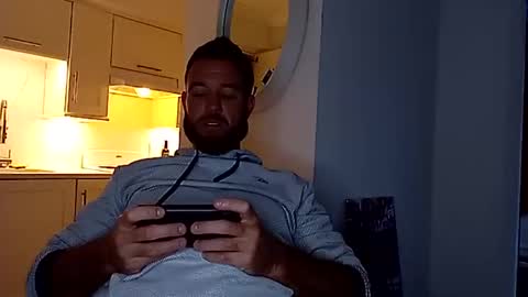Mikea online show from 01-19-25, 12:17