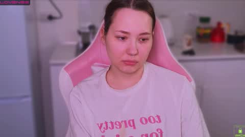 Snapshot of airyhill chatting on 03-25-26, 11:05 airyhill online show from 03-25-26, 11:05