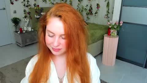 Louise online show from 06-29-26, 07:25