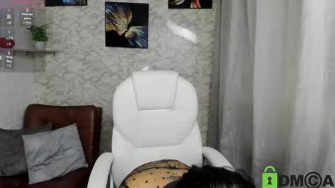 aisha__cambell online show from 11-19-25, 09:48