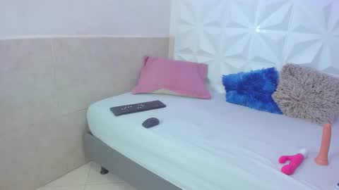 aisha_farah online show from 09-15-25, 03:12