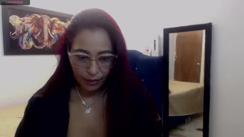 aisha_french online show from 01-14-26, 03:28