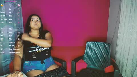 aisha_stacey0410 online show from 03-05-25, 02:57