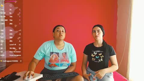 aisha_stacey0410 online show from 03-10-25, 06:23