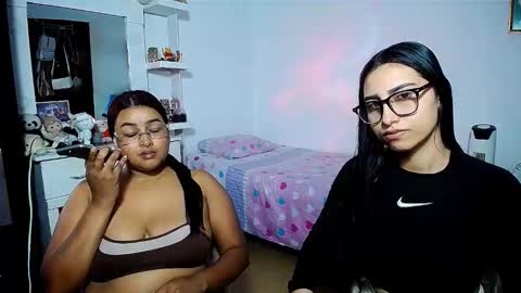 aisha_stacey0410 online show from 02-10-26, 03:16