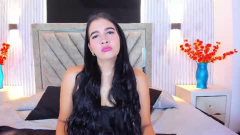 Snapshot of aisha_stones chatting on 07-20-26, 12:18 Aisha Stones online show from 07-20-26, 12:18