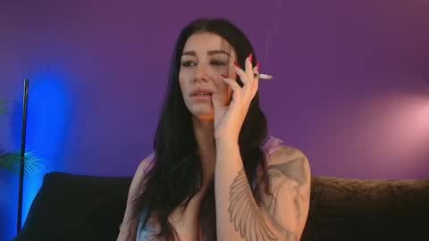 Lora online show from 09-23-25, 06:27