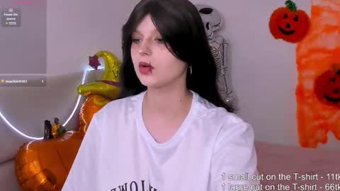 Aisha online show from 10-27-25, 09:13