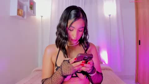 Snapshot of aishapeyton_ chatting on 06-27-26, 07:24 Aisha online show from 06-27-26, 07:24