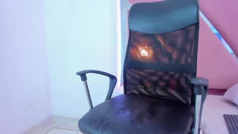 Aisha Rodgers online show from 12-12-24, 08:43