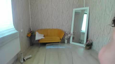 Snapshot of aisharouhi chatting on 02-19-25, 06:33 Aisha online show from 02-19-25, 06:33