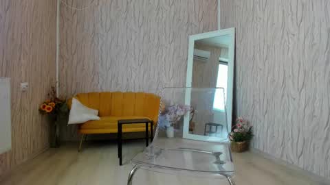 Snapshot of aisharouhi chatting on 02-24-25, 10:26 Aisha online show from 02-24-25, 10:26