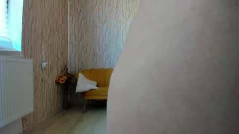 Snapshot of aisharouhi chatting on 03-03-25, 01:53 Aisha online show from 03-03-25, 01:53