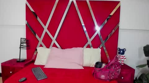 aishaxht online show from 05-02-26, 09:20