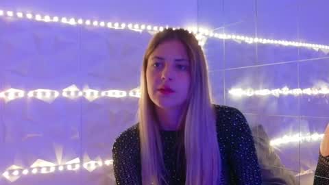 Aisha online show from 10-03-25, 05:15