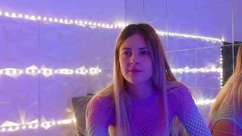 Aisha online show from 10-06-25, 05:16