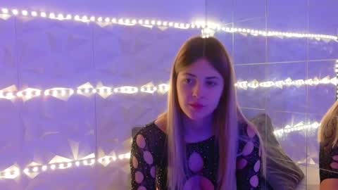 Aisha online show from 11-06-25, 06:14