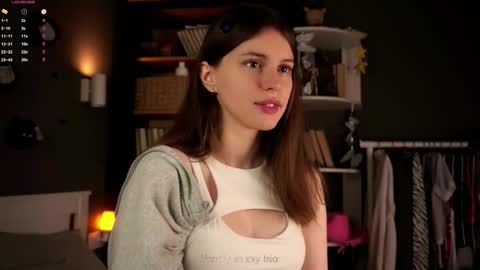 Aliza online show from 11-09-25, 01:15