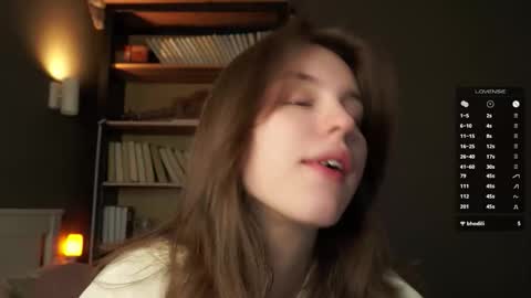 Snapshot of aislyfarran chatting on 03-21-26, 01:21 Aliza online show from 03-21-26, 01:21