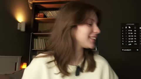 Snapshot of aislyfarran chatting on 03-22-26, 01:20 Aliza online show from 03-22-26, 01:20