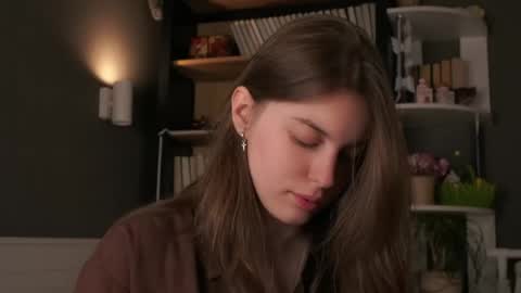 Aliza online show from 05-10-26, 01:33