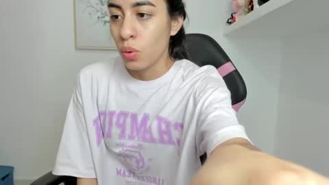 VALENTINA  independent online show from 03-12-25, 12:20