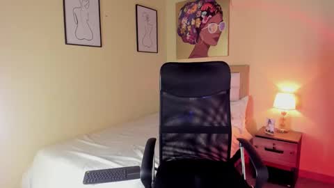 Aitana Brown online show from 02-04-25, 12:40