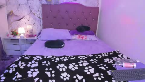 aitana_star1 online show from 05-25-26, 09:32