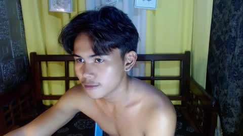 Snapshot of aivanboyyy chatting on 04-11-26, 01:48 aivanboyyy online show from 04-11-26, 01:48
