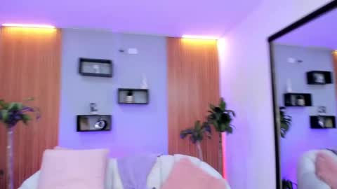 Aixa online show from 09-17-25, 12:18